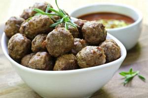 Meatballs with ouzo and mastic